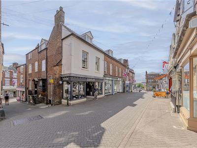 Denise White Estate Agents Comments
